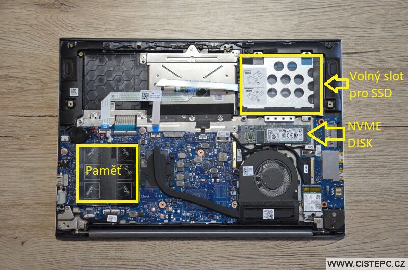 Výměna baterie v notebooku Dell 7